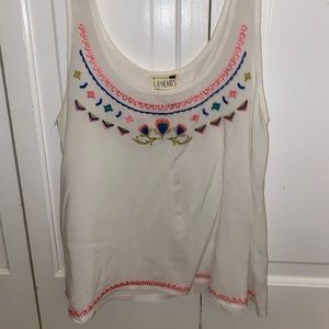 Pacsun white top with flowers
